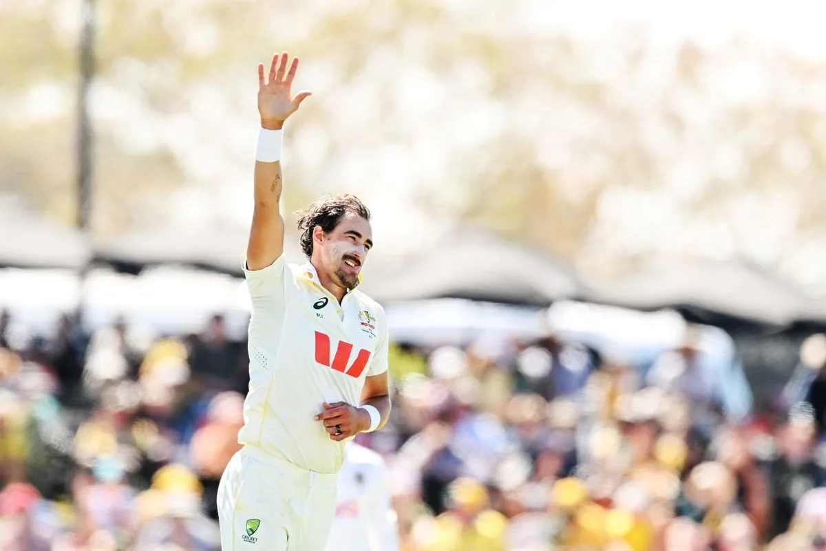 Starc makes early inroads after Australia build lead of 146