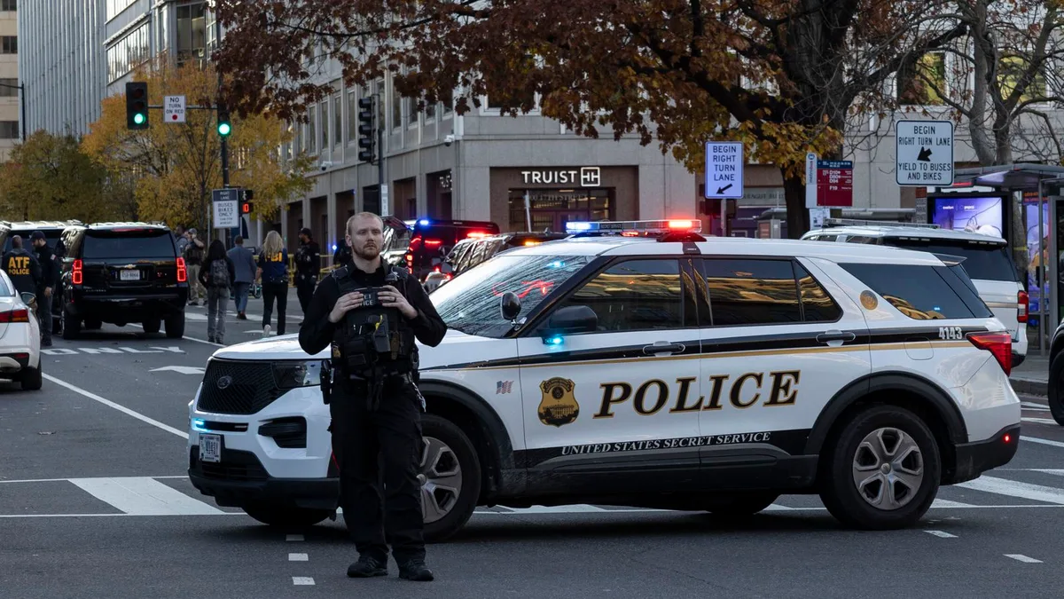 Al menos 5 heridos, uno en estado crítico, en un tiroteo en la Universidad Estatal de Virginia en EEUU
