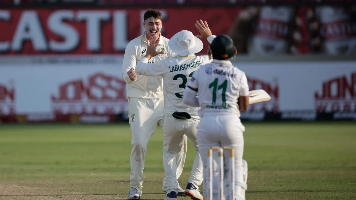 Renshaw hurts South Africa with bat and ball as Australia near Durban Test win