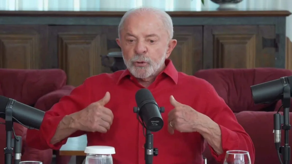 VÍDEO: Lula diz que clã Bolsonaro “é quase uma quadrilha, não uma família”