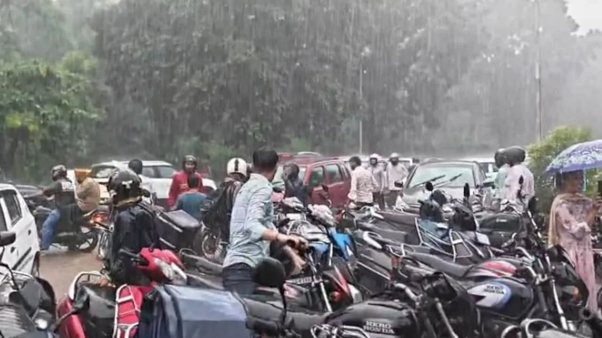Petrol "Langar" Leaves Chandigarh Residents Disappointed Amid Rain