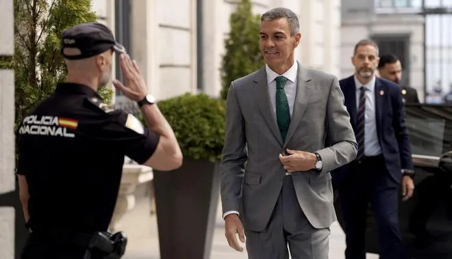 La comparecencia de Pedro Sánchez sobre el asalto masivo a Ceuta, en frases clave