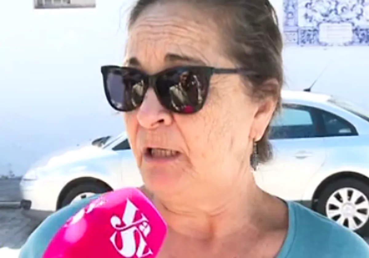 La cuidadora del anciano olvidado que murió en el minibús: «No puede ser que suban a cinco y bajen a cuatro»