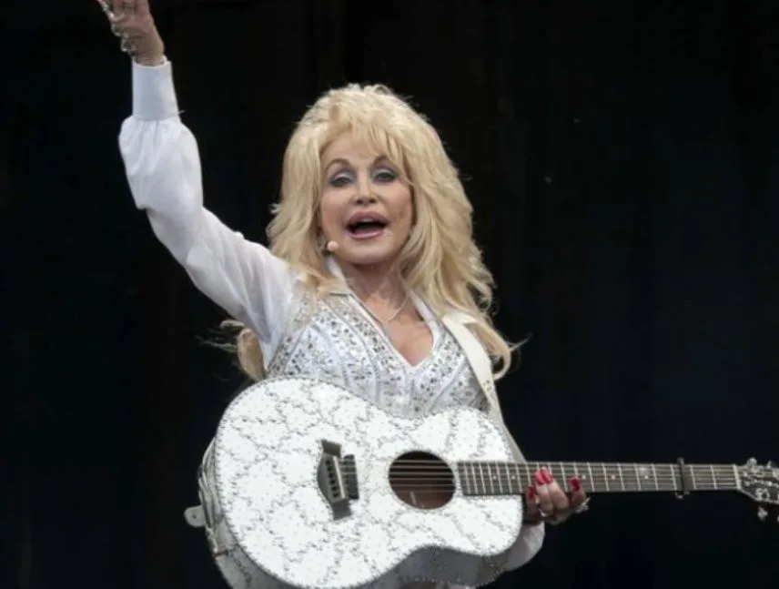 Aeropuerto de Nashville será rebautizado en homenaje a Dolly Parton