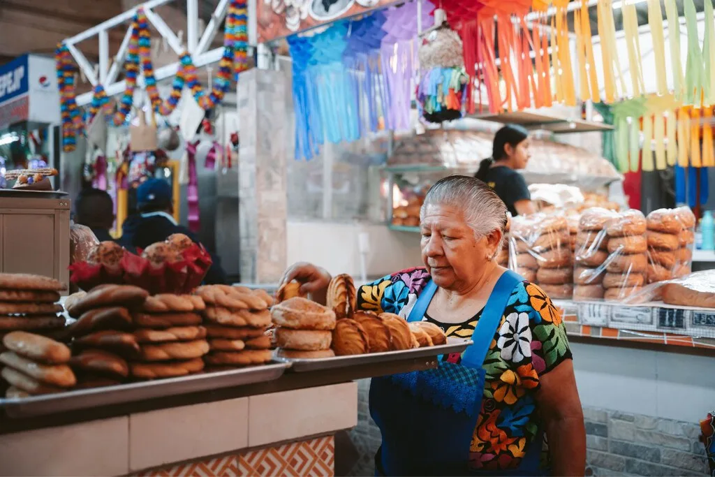 Los mexicanos comen 36 kilos de pan al año, pero el pan dulce domina el gasto familiar