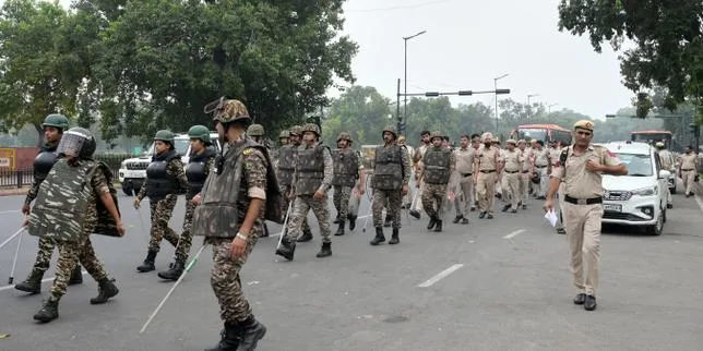 En Inde, le chef du Parti du peuple cafard arrêté avant une manifestation contre la commission électorale à New Dehli