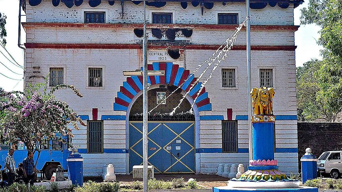 Court moved over insult to woman officer, Hindalga Jail