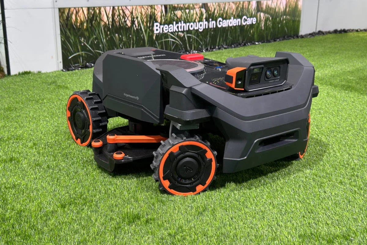 Segway’s Newest Navimow Robomower Has an Edge-Trimming Trapdoor