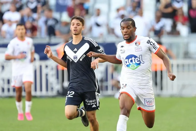 Mercato : l'ailier de Servette Junior Kadile prêté avec option d'achat obligatoire à Lens