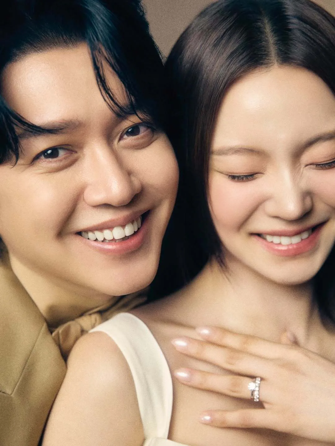강균성, 14살 연하 ♥유하진과 얼굴 맞대고 활짝…결혼 앞둔 예비부부 [SD셀픽]