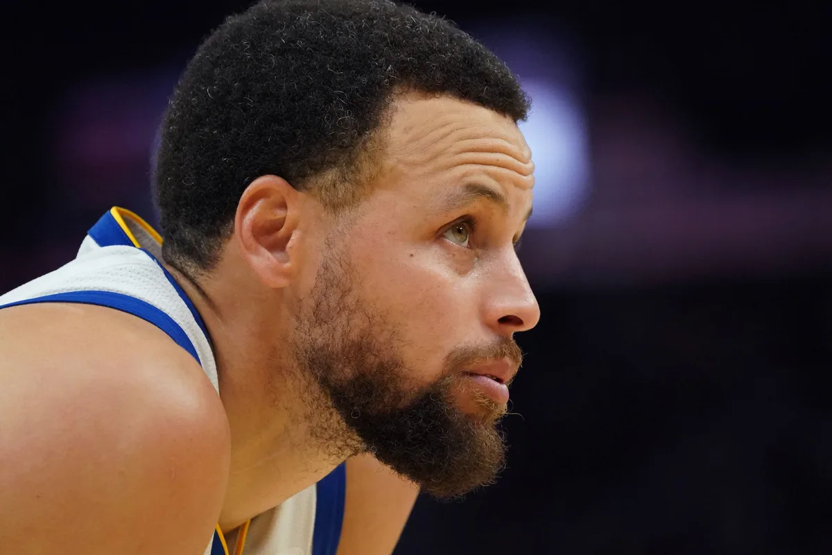 Curry y una pregunta de 137 millones