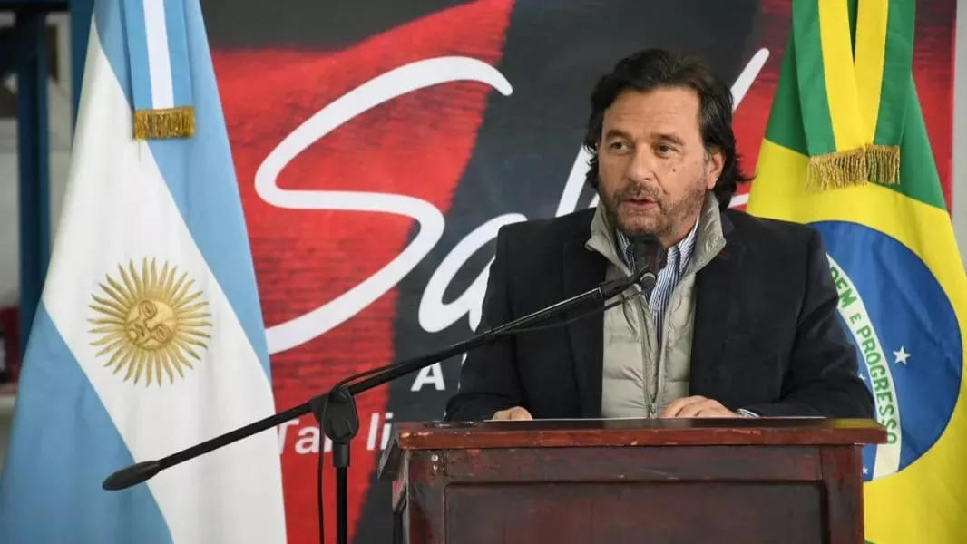 El gobernador de Salta criticó al Gobierno por los pliegos de la licitación del Belgrano Cargas