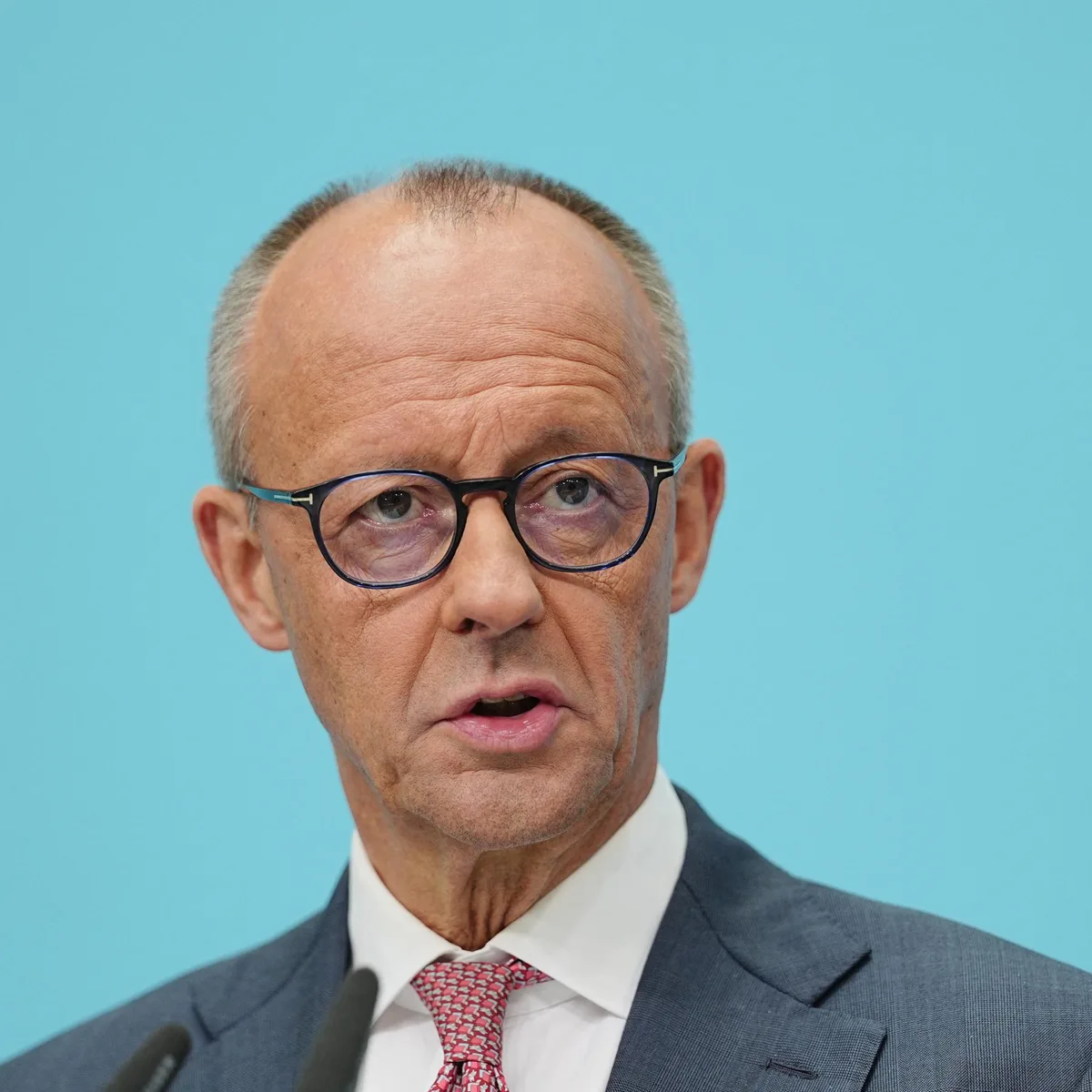 Nach Wahlverlusten - Merz spricht von "Zäsur" - Führende CDU-Politiker stellen sich hinter den Bundeskanzler
