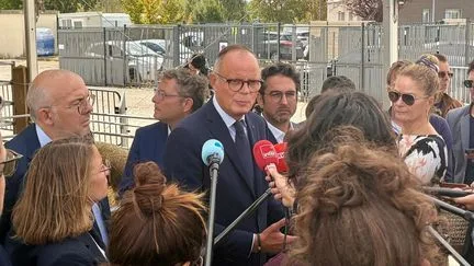 "Faire le rassemblement de la droite et du centre" : à la Foire de Châlons, Edouard Philippe plaide pour une investiture unique dans son camp pour la présidentielle