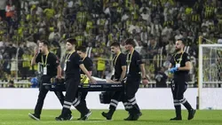 VÍDEO: Akturkoglu desmaia durante o jogo do Fenerbahçe