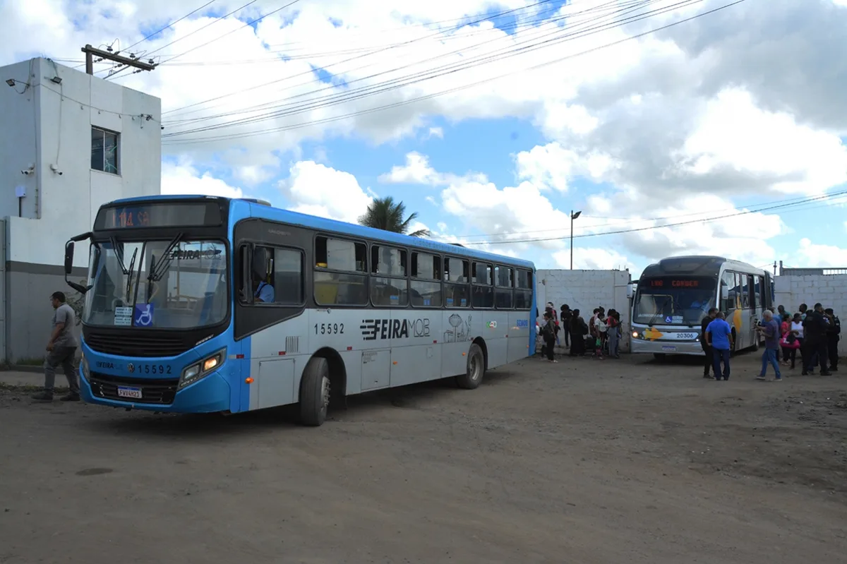 DPU apura falha no transporte e cobra ônibus no 2º turno em Feira