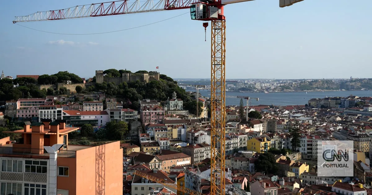 Preços das casas sobem 16,5%, mas abrandam pelo segundo trimestre consecutivo