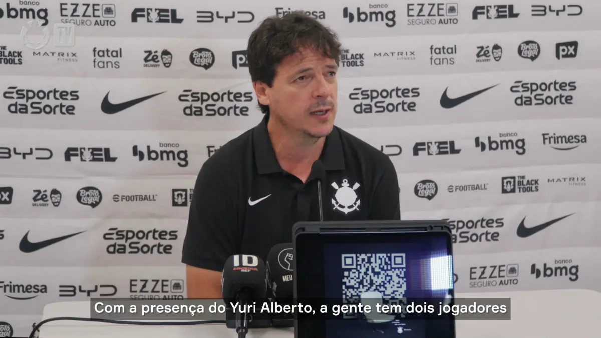 Diniz analisa encaixe no Corinthians com Memphis e retorno de Yuri Alberto