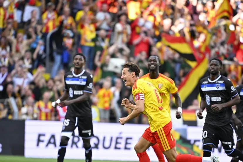 Une attaque en feu mais un manque d'intensité et de maîtrise défensive : malgré le score fleuve contre Auxerre, Lens a encore de la marge