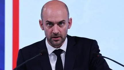 Guerre en Ukraine : la frappe contre un train démontre "la fébrilité de Vladimir Poutine dans un moment où la Russie va très mal", estime le chef de la diplomatie française