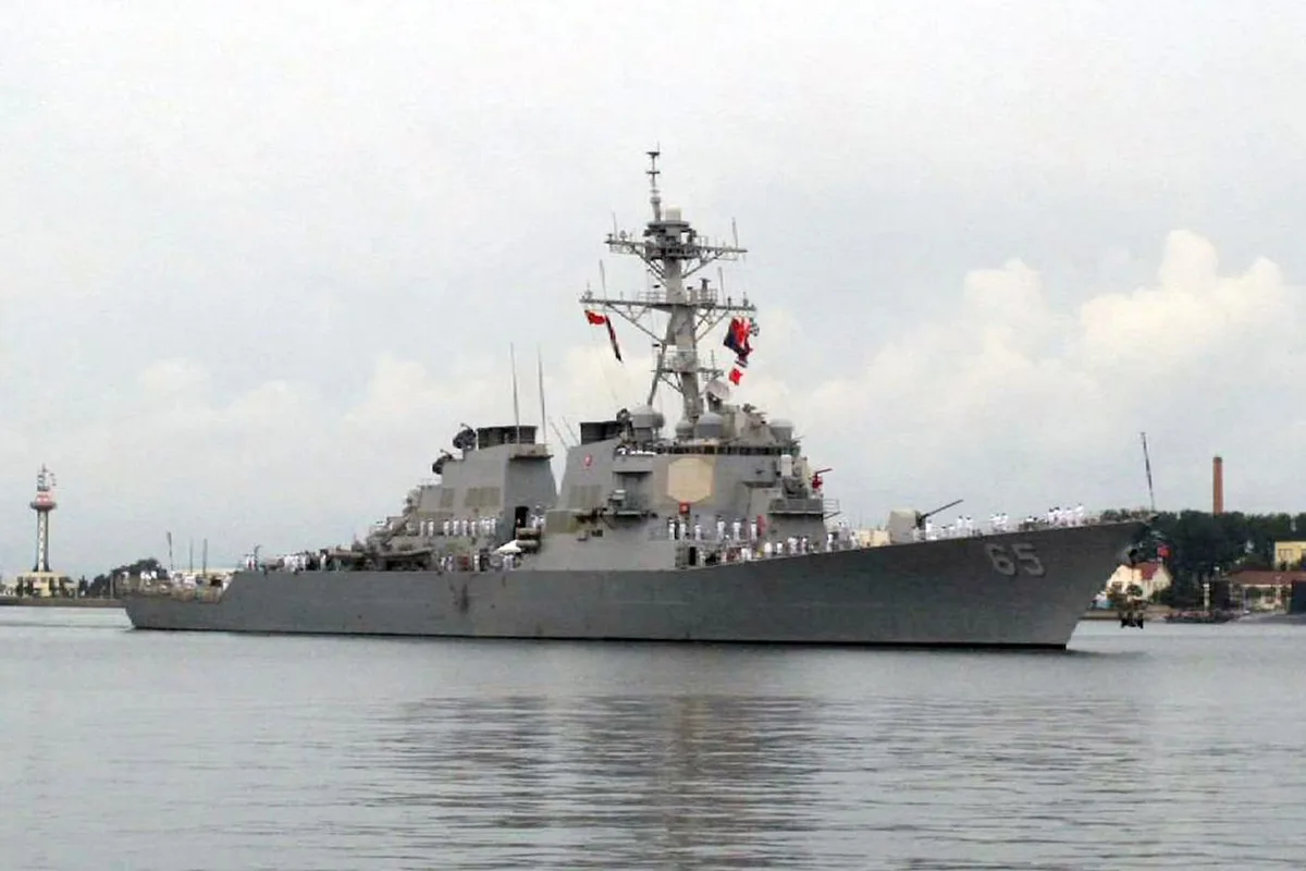 U.S. Navy destroyer lost power for 4 days in South China Sea