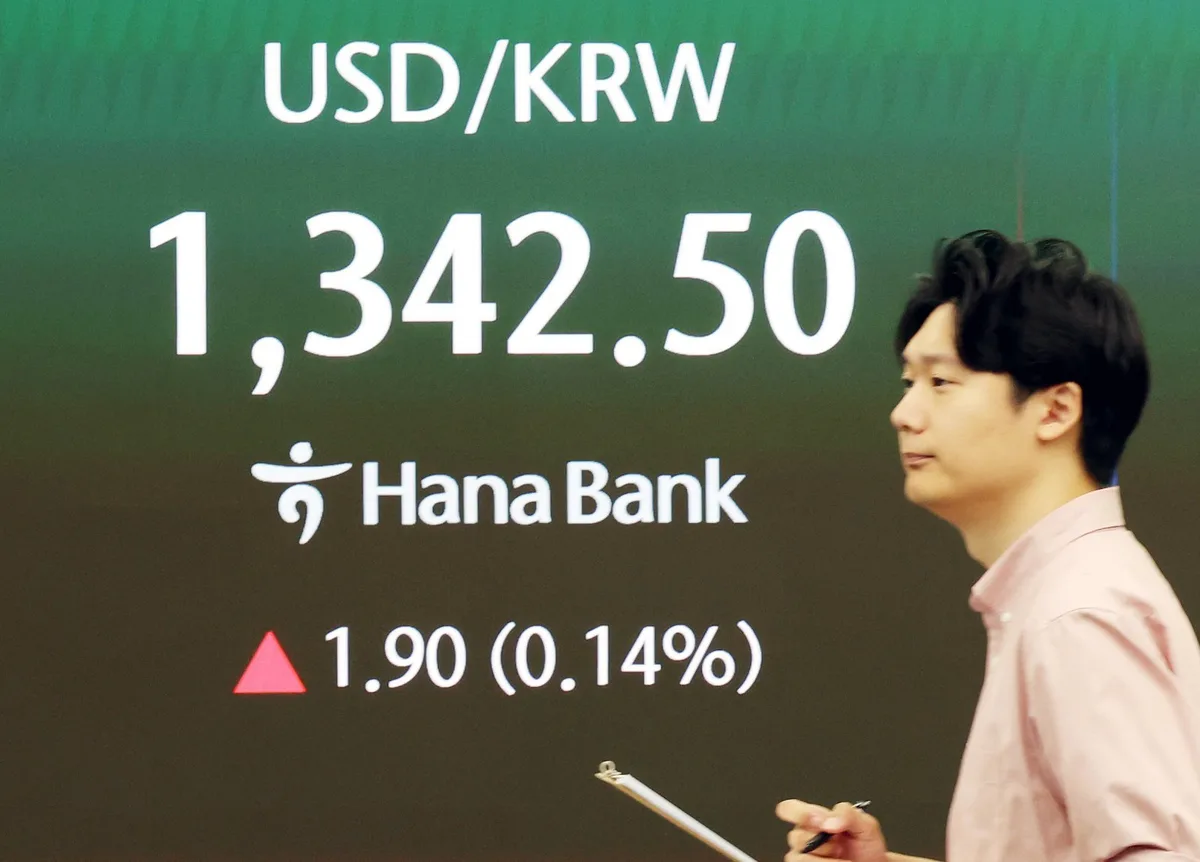 원·달러 환율, 두달새 200원↓…삼전·닉스, 3분기 영업익 전망 ‘줄하향’