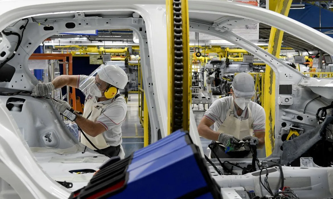 PIB cresce 0,5% no segundo trimestre de 2026, diz IBGE