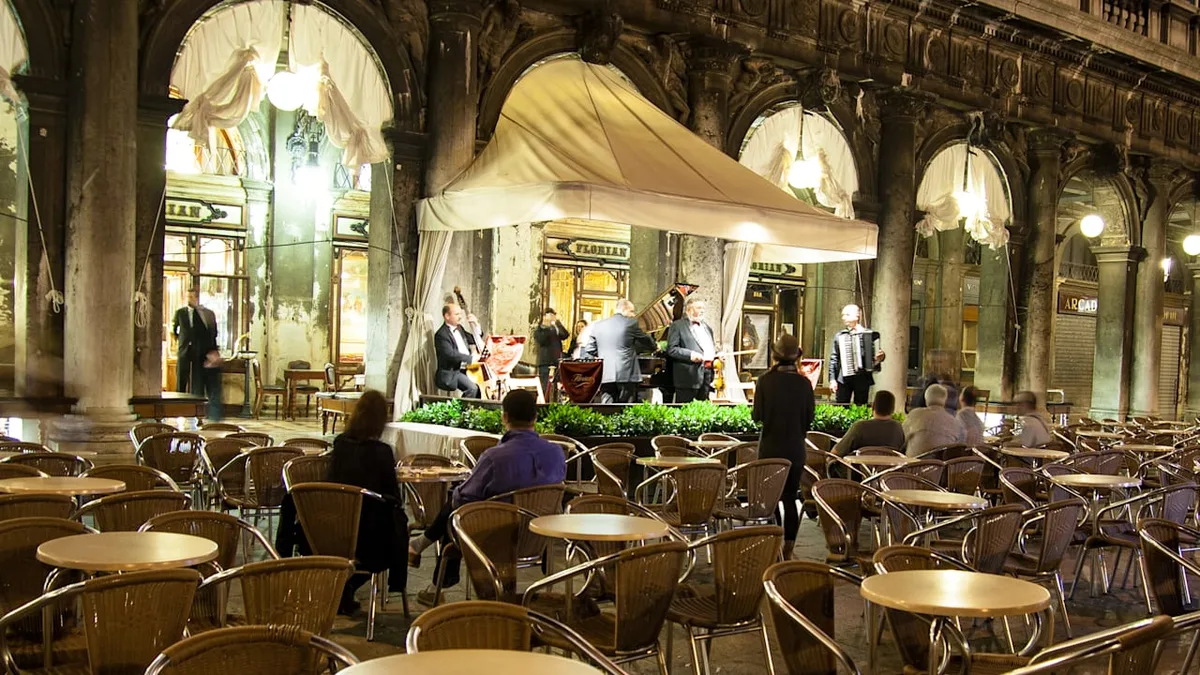 Abzocke in Italien - Jetzt kassieren Restaurants sogar für Musik