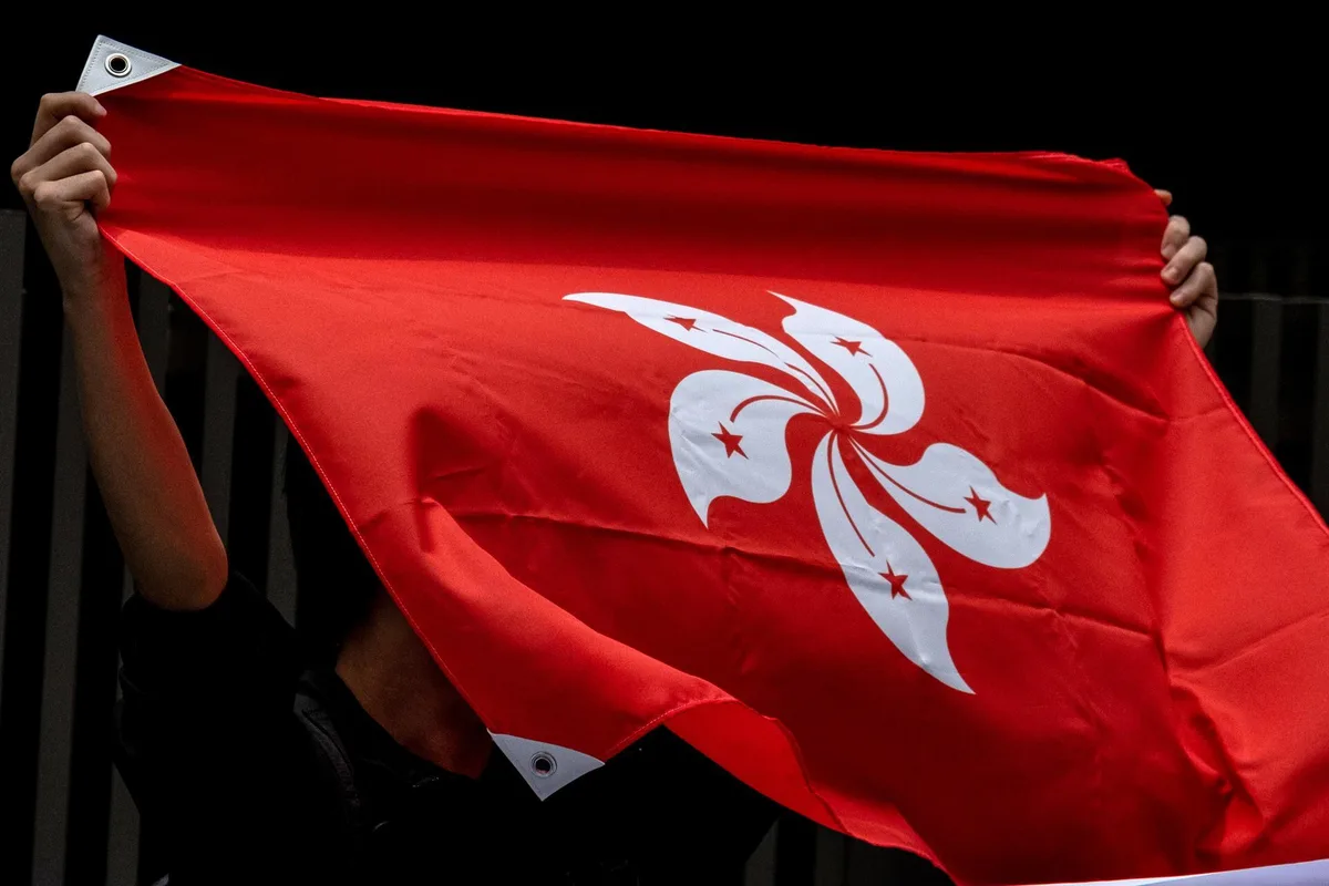 La Justicia de Hong Kong condena a dos activistas prodemocracia por incitar a la subversión