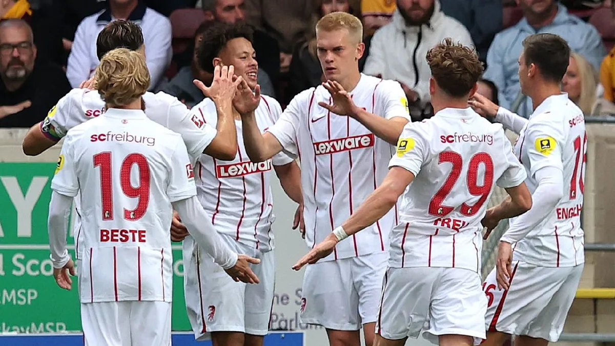 Trotz VAR-Chaos bei Freiburgs Quali-Sieg - Doppelte Ginter-Botschaft an Klopp!