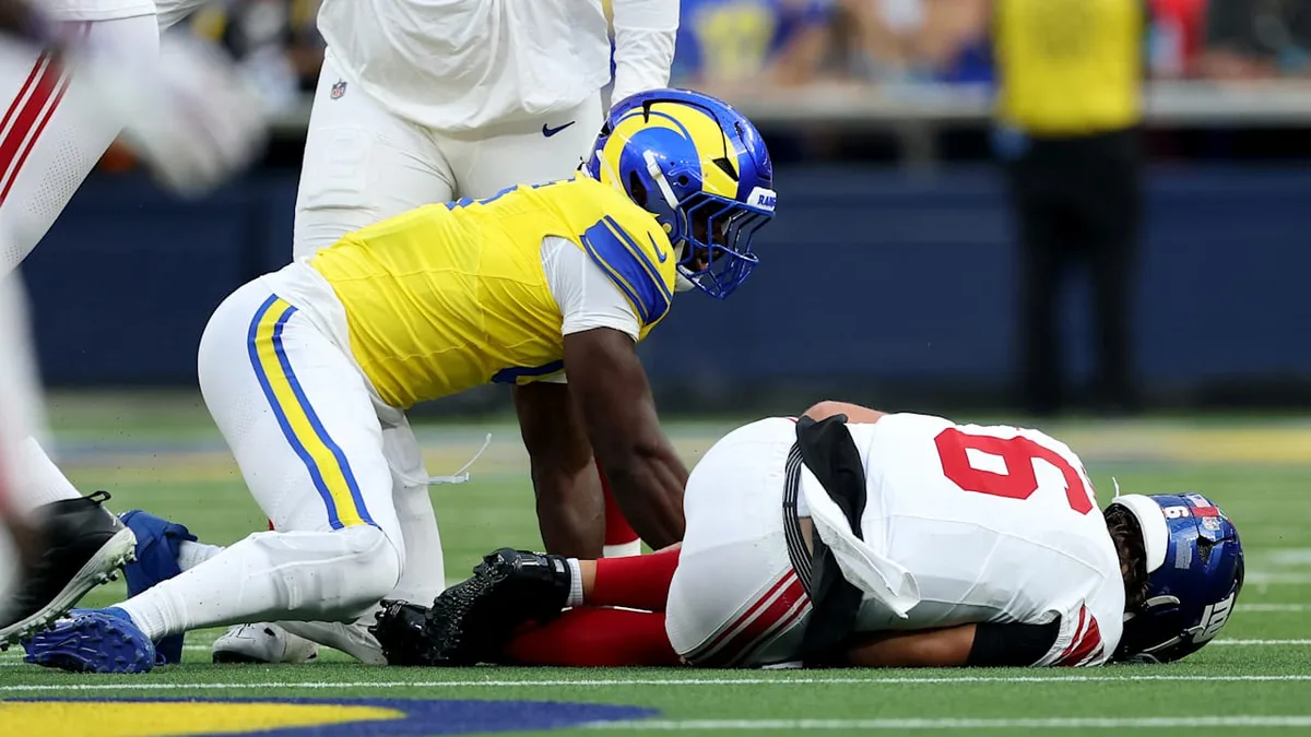 „Unter offensichtlichen Schmerzen“ - NFL-Experte sorgt sich um Star-Quarterback