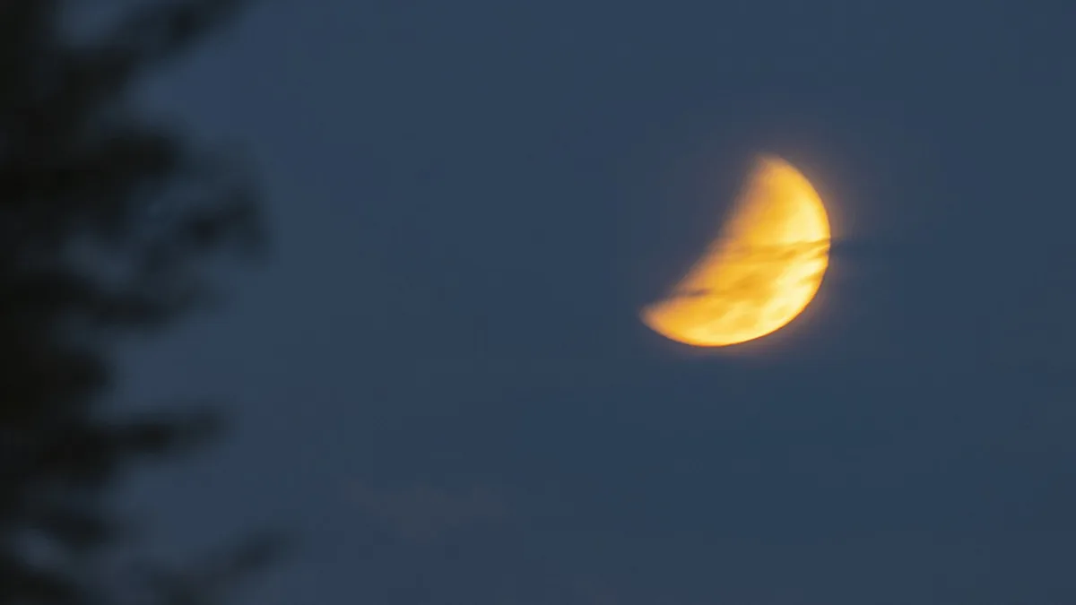 Assistiu ao eclipse lunar? Veja as imagens do último de 2026
