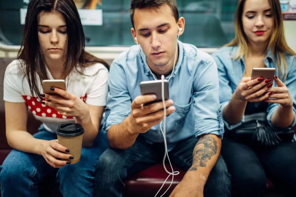 Burnham launches war against 'headphone dodgers' as people who play music on buses face £100 fine