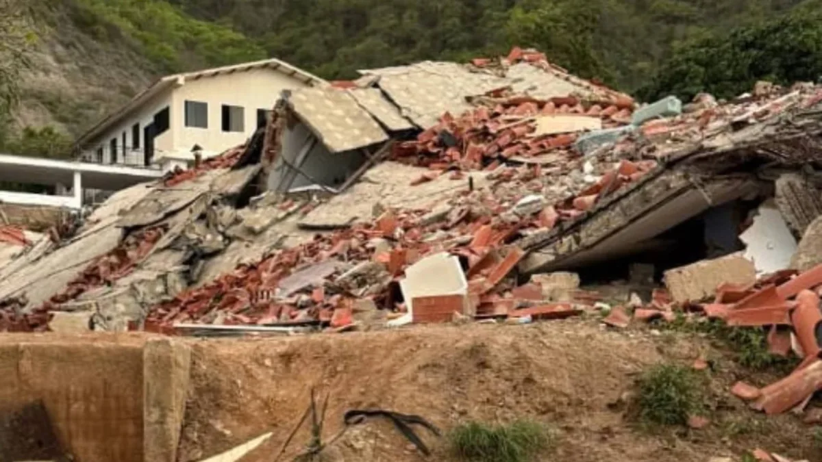 Las madres de los deportados muertos en el terremoto denuncian: “Que hayan estado en ese sitio es culpa del Sebin”