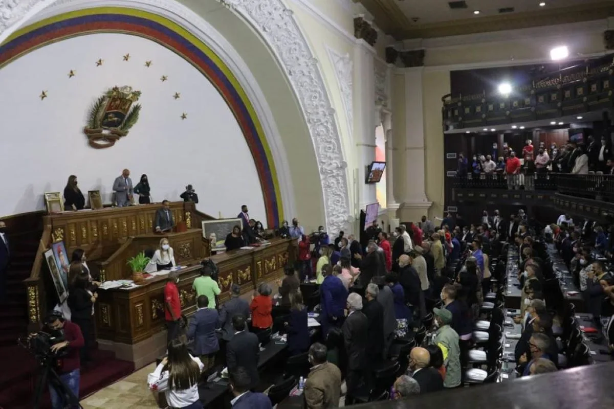 Enrique Ochoa Antich es el nuevo embajador de Venezuela en Suiza