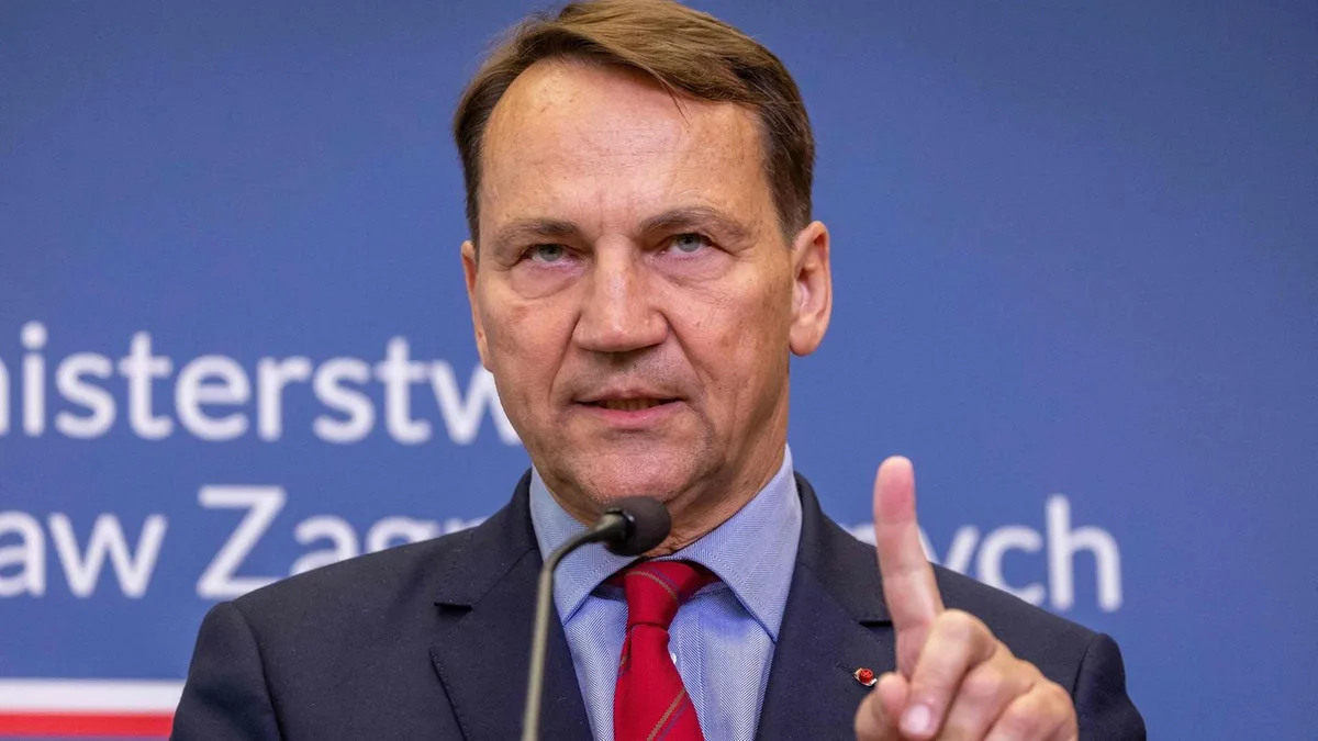 Nach Angriff auf Warschau-Zug: Polnischer Minister: „Wir würden Russland schnell besiegen“