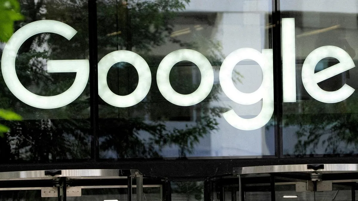 Google escapes U.S. bid to break up its ad business