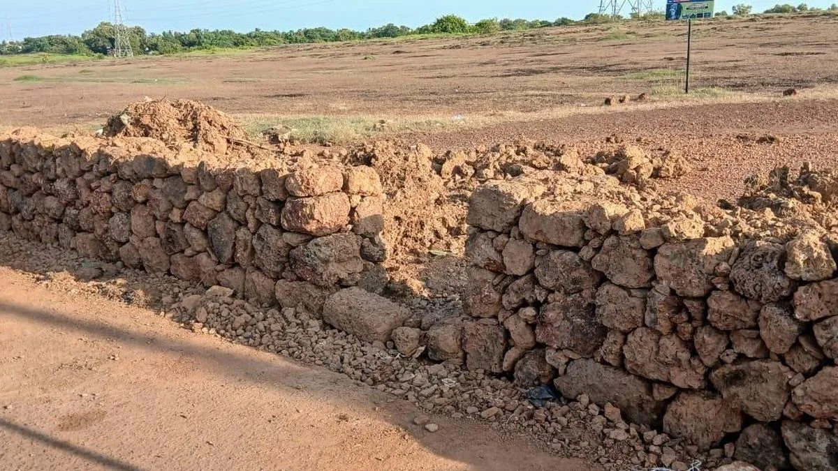 Devaswom begins wall construction at Madayipara to keep vehicles out