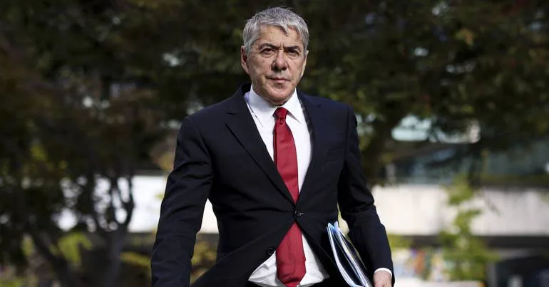 Sócrates perde nova batalha para voltar a ficar sem advogado