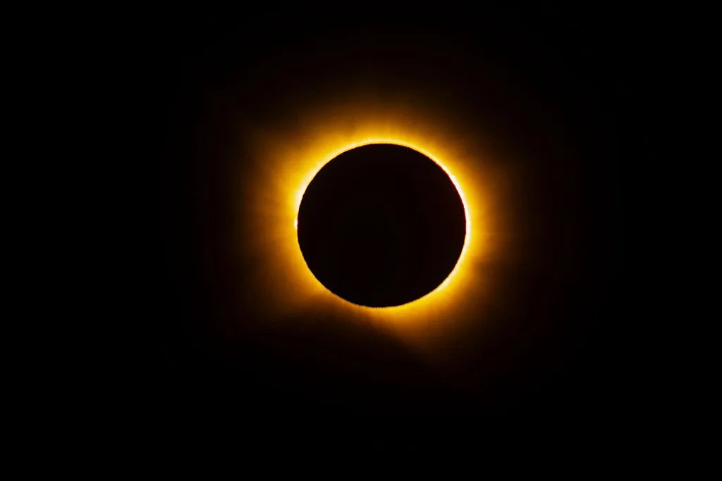 Eclipse solar total: veja as principais imagens do fenômeno