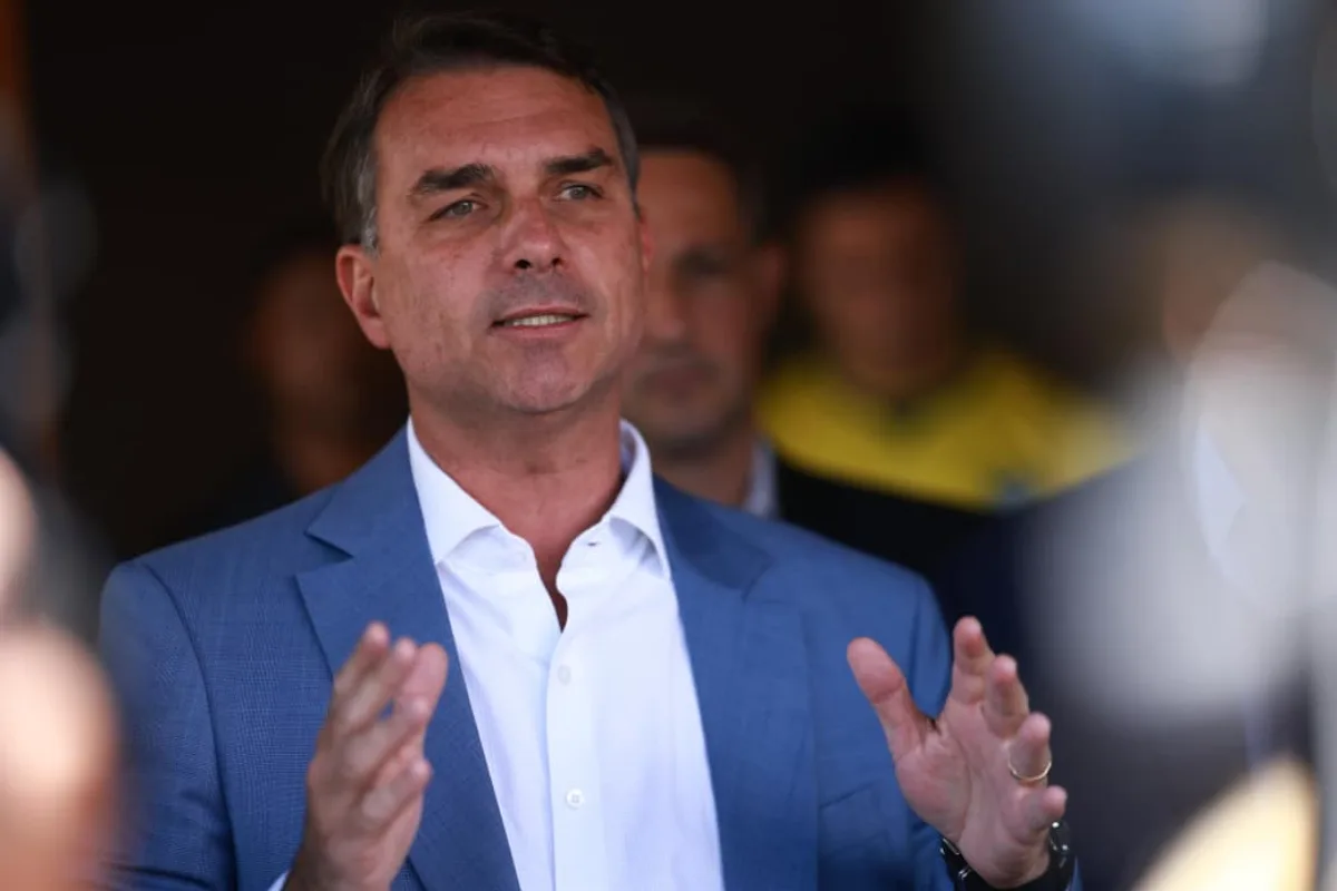 Datafolha: 46% dos votos de Renan, Caiado, Zema e Cury migram para Flávio