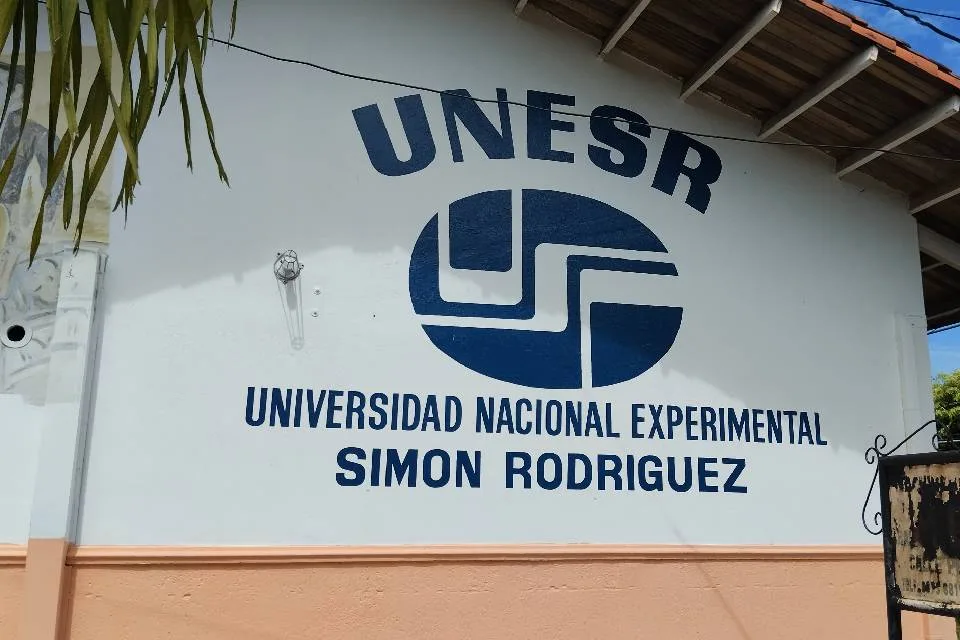 Docentes de la Unesr rechazan reformas institucionales sin participación de la comunidad