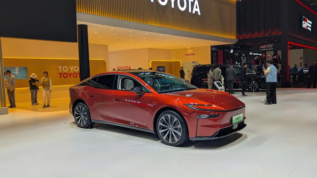 Toyota to launch extended-range EVs in China next year