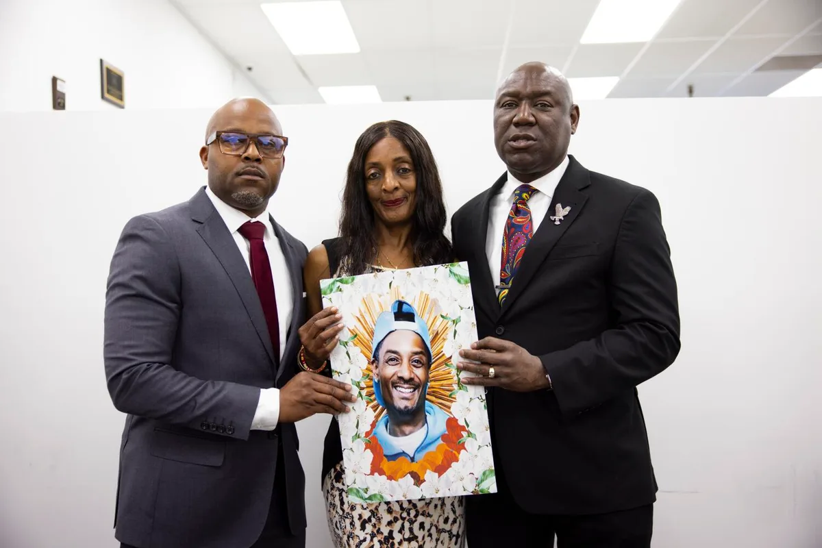 Family of L.A. man killed by ICE agent calls for grand jury investigation into shooting
