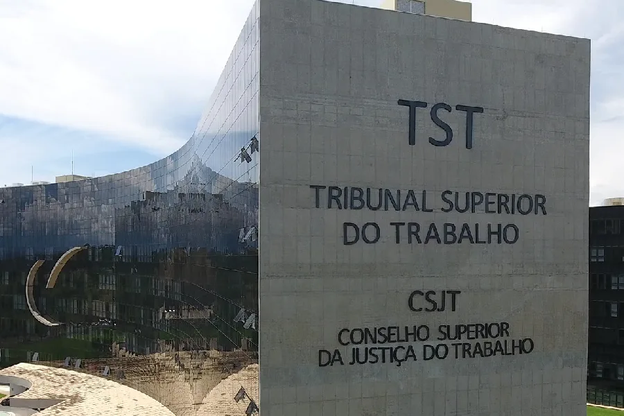 Assédio político: TST pune empresas do PR e de MG por coação de funcionários