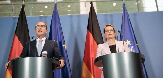 Reaktion auf CSD-Anschlag: Bundesregierung verschärft Strafen für Messerangriffe und islamistische Propaganda