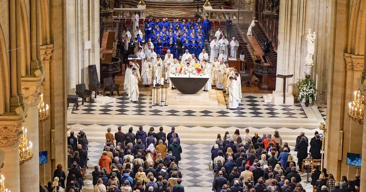 « L’Église de France intéresse Rome car il s’y passe quelque chose » : derrière la visite du pape Léon XIV, les signes d’un réveil du catholicisme français ?
