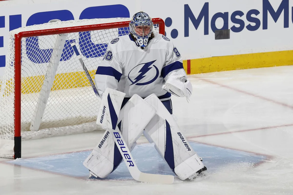 Василевский и Шестёркин вошли в топ-3 лучших вратарей лиги по версии NHL Network