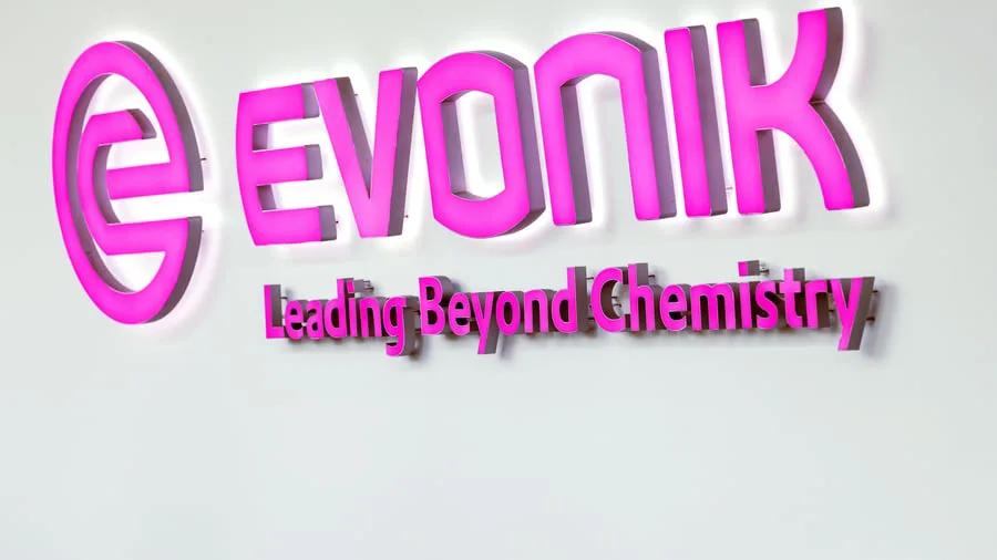 Chemieindustrie: Evonik-Übernahme durch BASF – Tag der Entscheidung?