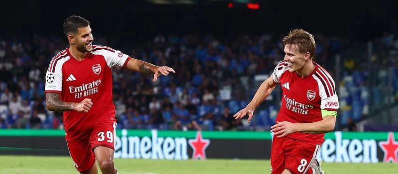 Torres hattrick powers PSG past Slovan Bratislava 6-1